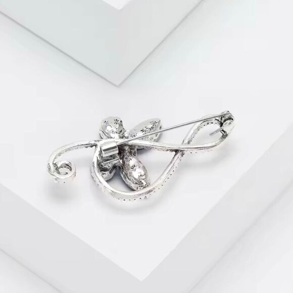 Blue Sapphire Rhinestone Butterfly Brooch Womens Casual Treble Clef Musical Pin - Picture 4 of 6